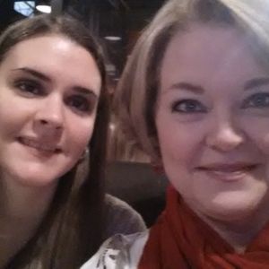 Meet your Posher, Sharon